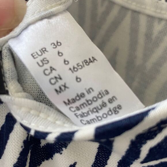 H&M NWT Tribal Tank Dress 6 Ikat Print Summer Sundress Fit & Flare Skater Boho - Picture 6 of 9